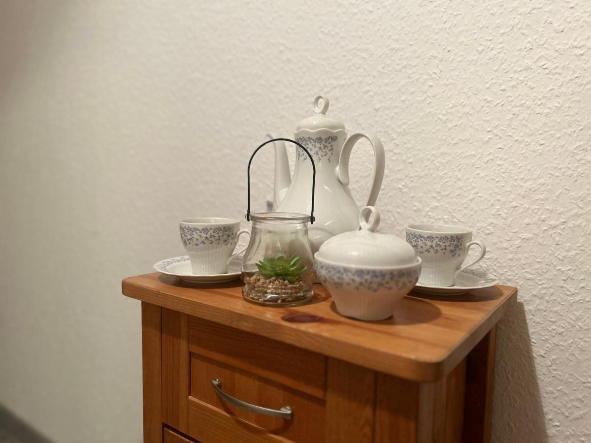 Piano Apartment Halle Center - Netflix - Free Wifi 2 Buitenkant foto
